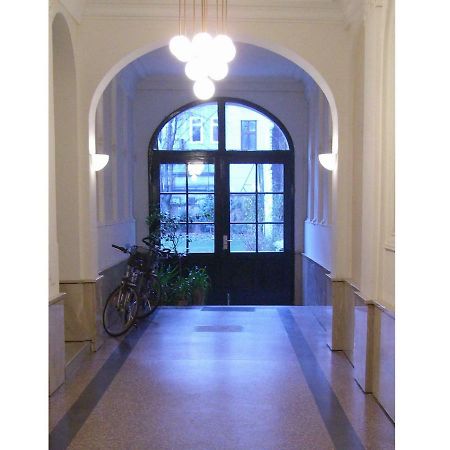Garten Apartment Grunentorgasse Vienna Esterno foto